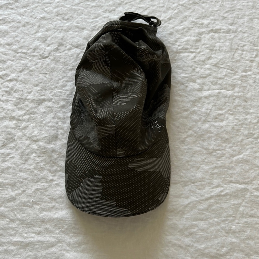 Lululemon hat